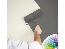 Bricoflor Uni Tapete Hell Weiße Vliestapete Einfarbig zum überstreichen Wohnzimmer und Schlafzimmer Wandtapete mit Vinyl überstreichbar