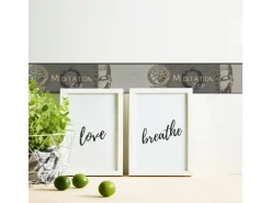 Bricoflor Bordüren^Zen Tapeten Bordüre Wellness Tapetenbordüre mit Buddha und Schriftzug Ideal für Badezimmer und Schlafzimmer Spa Wandbordüre in Grau Gold