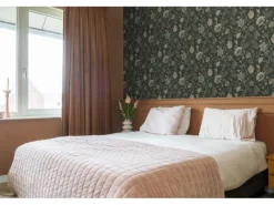 ESTAhome Dekorative Tapeten^Tapete Blumenmuster Schwarz und Grün 0.53 x 10.05 m 139417