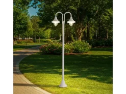 Lindby Laternen^Mastleuchte Außen Laterne Madea 10034012 Spritzwassergeschützt Modern in Weiß aus Aluminium 2-flammig E27