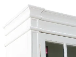 ebuy24 Amaretta 3-Türige Vitrinenschrank Antik Weiß Antik Patinert