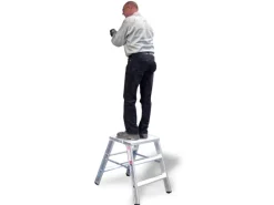 Euroline Premium 30581 Stufenstehleiter Breit 2x2 Stufen