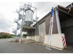 Hot Krause Stabilo Sprossen-Vielzweck-Leiter 3 x 12 Sprossen mit Wandlaufrollen