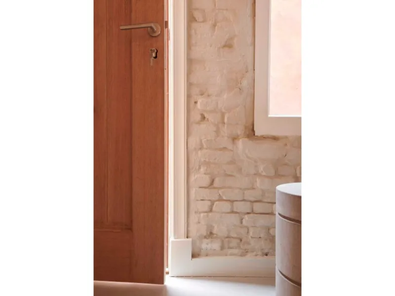 Clearance NOEL & MARQUET NMC IL10 WALLSTYL Sockelleiste Zierleiste Stuckleiste für Indirekte Beleuchtung 2 m 200 cm x 2,3 cm x 8 cm Grau