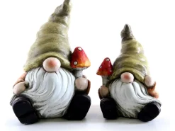 Wichtel mit Fliegenpilz aus Polyresin 10 cm x 8 cm x 14,5 cm